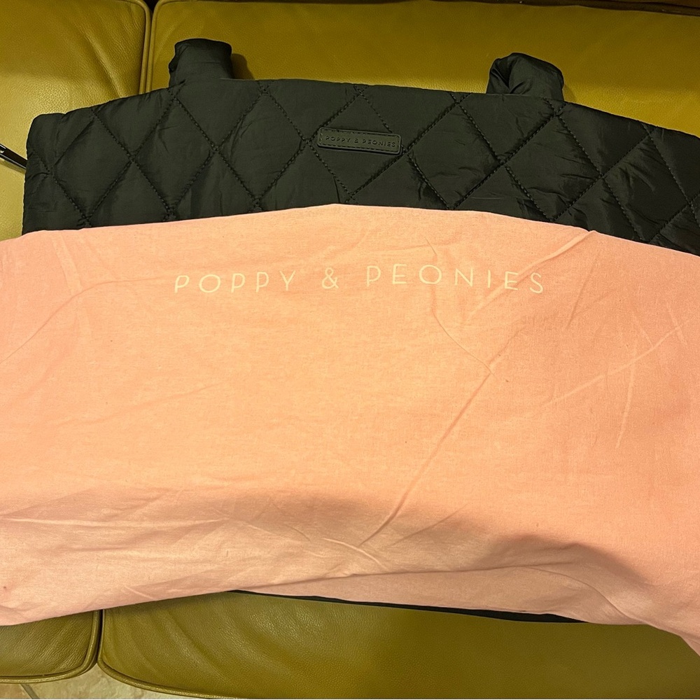 Poppy & Peonies Black Quilted Tote Bag